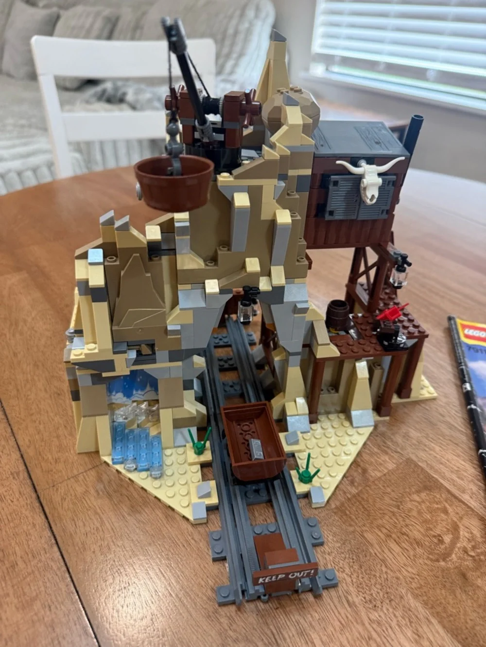79110 LEGO The Lone Ranger Silver Mine Shootout - Picture 3 of 8